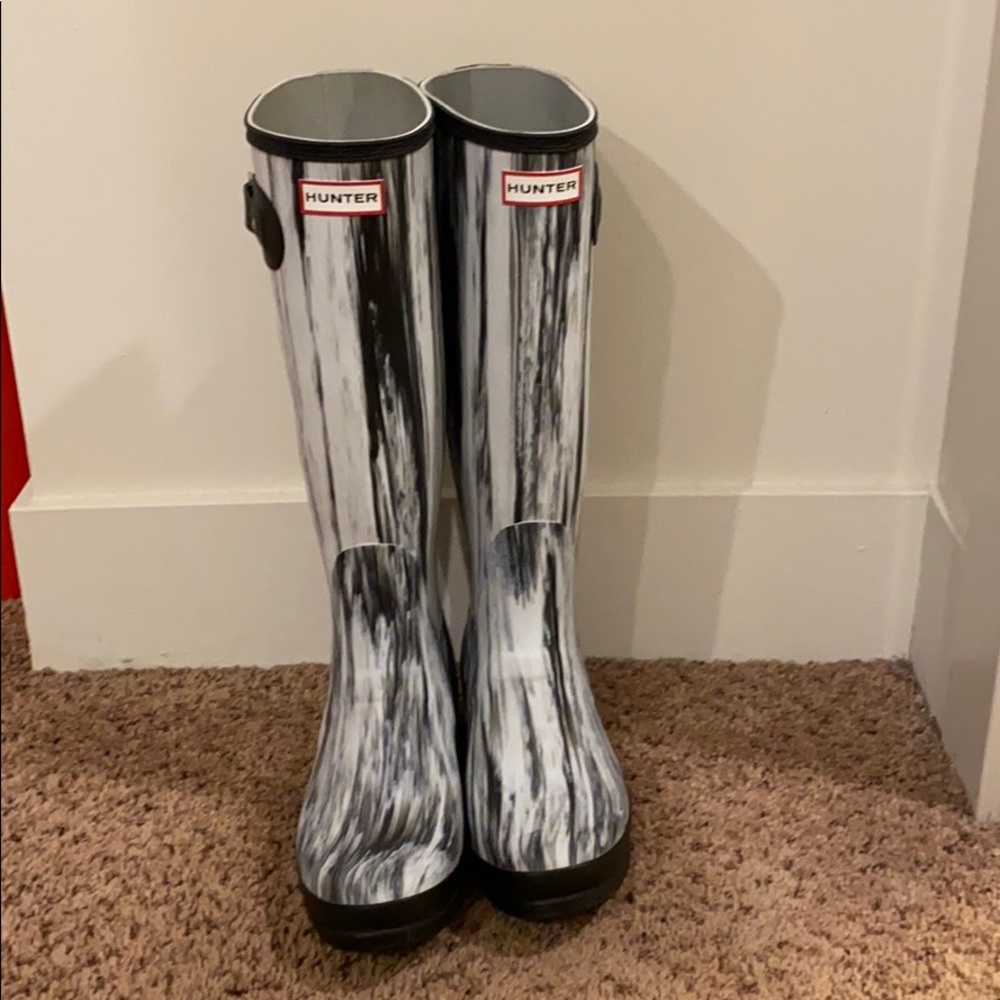 Limited edition hunter boots only worn once!